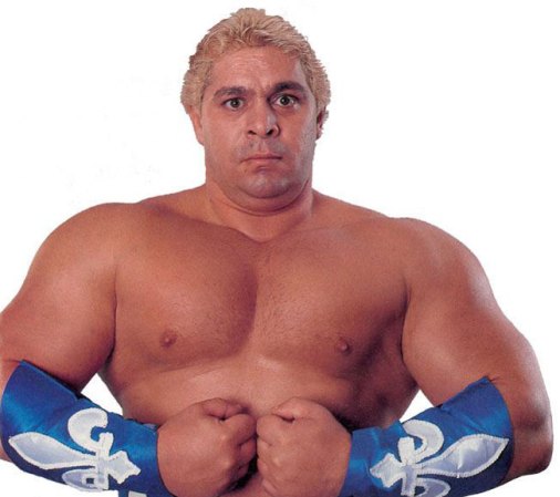 El luchador italiano Dino Bravo fue asesinado el 10 de marzo de 1993 en Quebec, Canadá. Recibió 17 disparos. Se cree que lo mató una mafia de contrabando de tabaco para la que el atleta trabajaba.