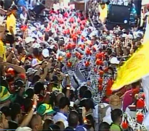 La familia Telemundo felicita a todos los dominicanos en el día de su independencia. En el cumpleaños número 168, los dominicanos conmemoran la libertad de la intervención haitiana, obtenida el 27 de febrero de 1844.