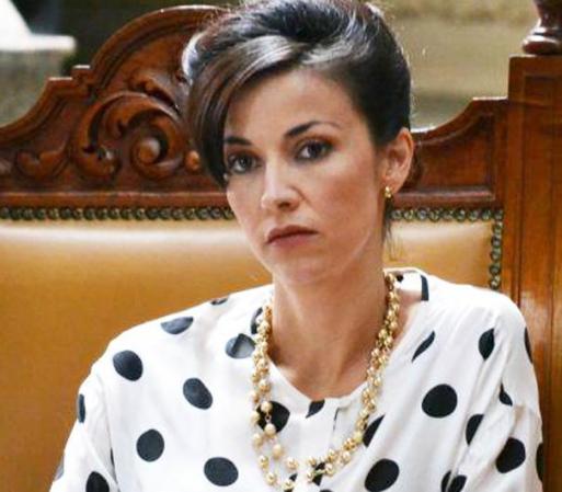 Rocío Verdejo como Doris Julio