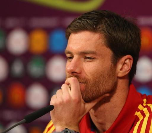 Xabi Alonso, una de las estrellas del equipo español de fútbol que, contra todos los pronósticos, quedó rápidamente eliminado del certamen.