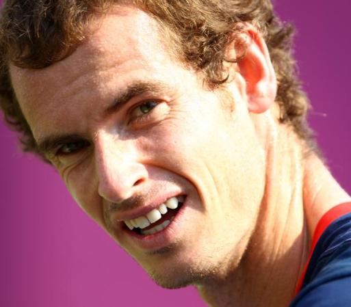 El británico Andy Murray, y número 3 en el ranking de la ATP, es rico, talentoso, sexy y... tiene novia.