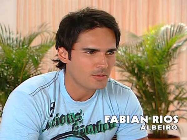 Albeiro (el actor Fabián Ríos), es el muchacho que ama a Catalina.