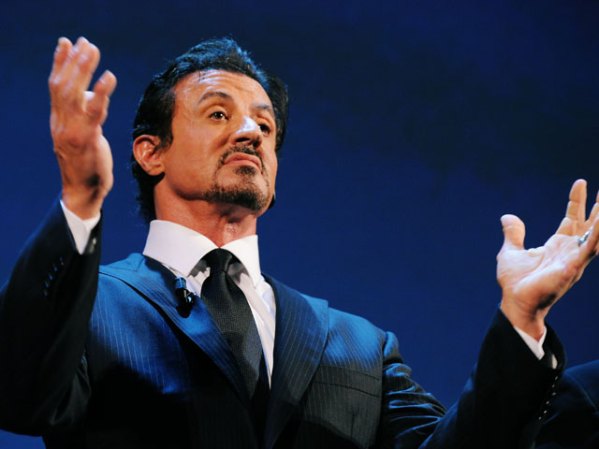 Sylvester Stallone Su carrera ante las cámaras comenzó como actor porno.