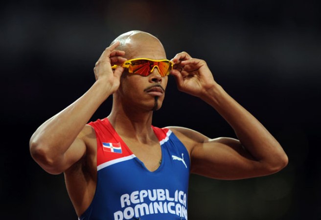 El atleta dominicano Félix Sánchez puso a todos a gozar y hasta a llorar de emoción tras conseguir su segunda medalla de oro en los Juegos Olímpicos, Londres 2012.