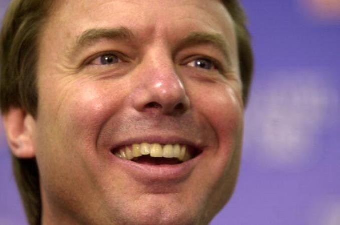 John Edwards, ex senador y candidato presidencial,grabó una cinta teniendo sexo con su amante Rielle Hunter, al parecer, mientras Hunter estaba embarazada del hijo natural de ambos. la cinta se dio a conocer en 2010.
