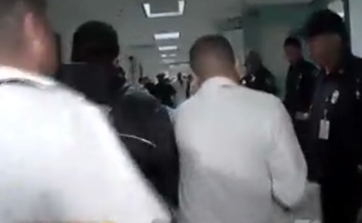 Los médicos informaron que estaba en situación grave pero con posibilidades de sobrevivir.