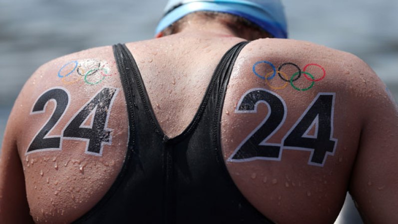 Ella es Cecilia Biagioli del equipo de natación de Argentina. Participó en la maratón de 10 kilómetros.