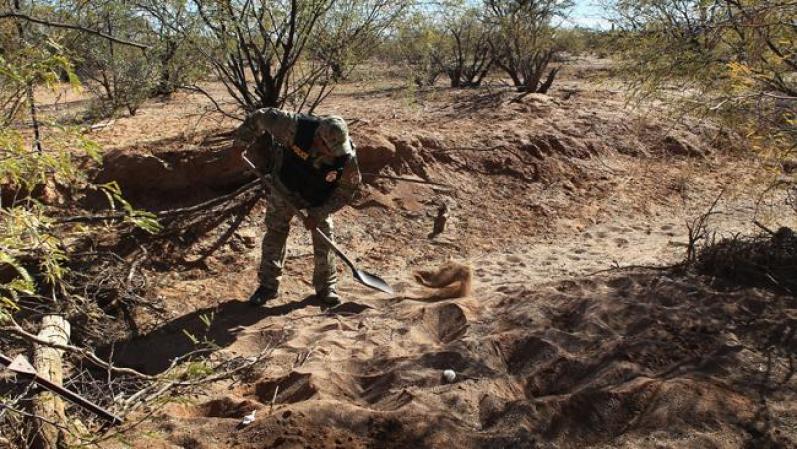 Algunos creen que mientras las condiciones o la calidad de vida no mejore en sus países, ellos (los inmigrantes) seguirán inténtandolo, aunque les cueste la vida.
