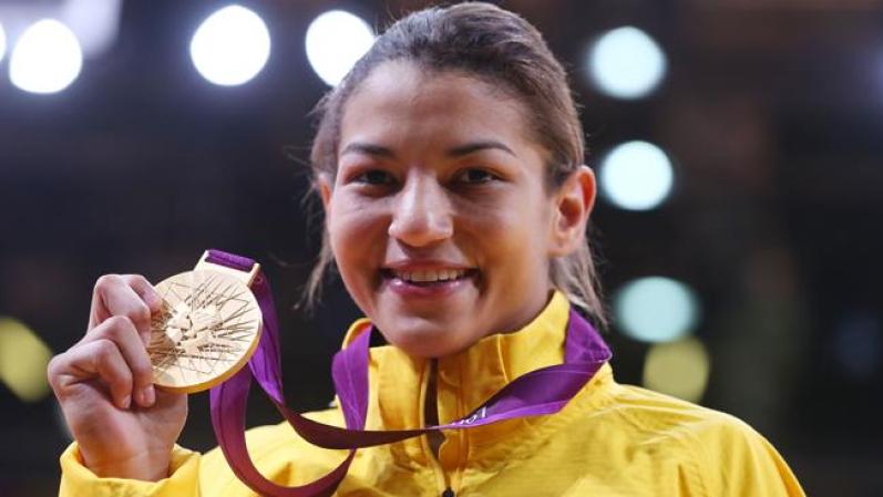 Sarah Menezes puede ser pequeña en tamaño, pero es la reina mundial de la categoría femenina de menos de 48 kilos. Esta deportista brasilera trajo el primer oro para Brasil. Su evolución fue notable ya que en los juegos de Pekín había quedado en el lugar 18.