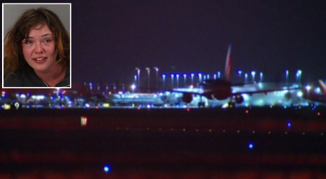 TLMD-mujer-aeropuerto-san-jose-mineta