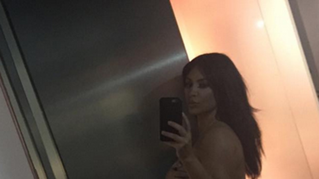 kim-kardashian-selfie-desnuda-en-instagram