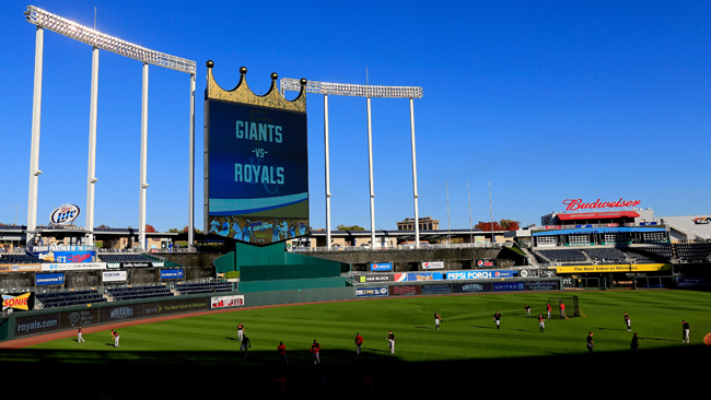 tlmd_royals_gigante