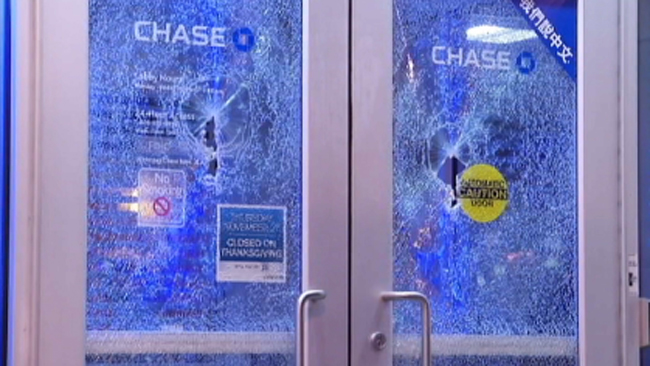 tlmd_vandalismo_oakland_ferguson