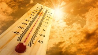 Las temperaturas sobre los tres dígitos se mantendrán durante al menos 10 días en el Valle Central.