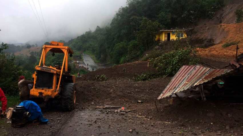 Deslaves por lluvias en Veracruz