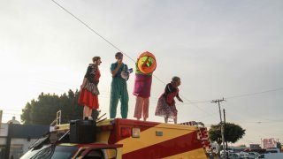 Actores de un circo itinerante en Tijuana