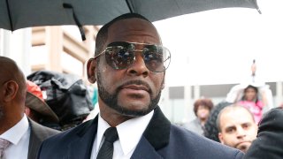 R. Kelly Returns To Court For Hearing On Sex Abuse Allegations