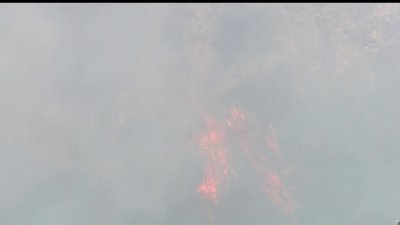 Incendio cerca de Big Sur arrasa con 700 acres y es contenido en un 35%
