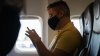 CDC extiende mandato de mascarillas en aviones y transporte público
