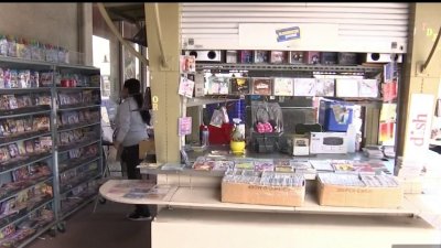 Campaña alienta a residentes a realizar compras navideñas en pequeños negocios de San José