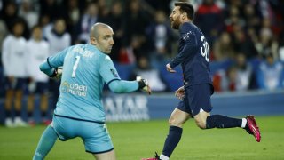 Messi acaba de meter el gol para el PSG ante Angers.