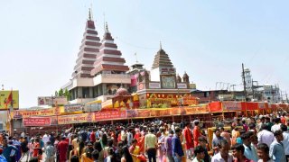 Decenas de personas murieron en India durante una multitudinaria celebración religiosa.