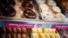 Acusan a panadería de revender donas de Dunkin’ como sus propias delicias veganas y sin gluten