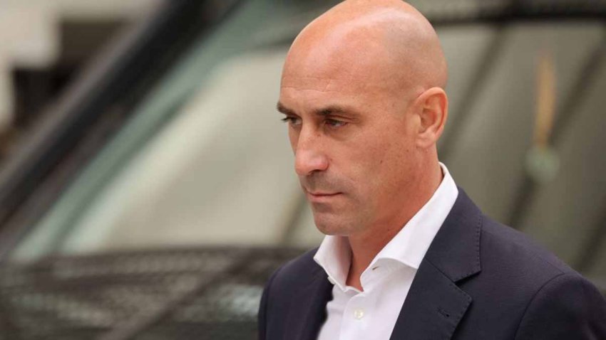 Former president of the Spanish football federation Luis Rubiales leaves the Audiencia Nacional court in Madrid on September 15, 2023. Five days after resigning as Spain’s football chief, Luis Rubiales was due in court today on sexual assault charges over forcibly kissing women’s World Cup player Jenni Hermoso. The 46-year-old has been summoned to Madrid’s Audiencia Nacional court at midday (1000 GMT) where he will appear before Judge Francisco de Jorge who is heading up the investigation. (Photo by Thomas COEX / AFP) (Photo by THOMAS COEX/AFP via Getty Images)