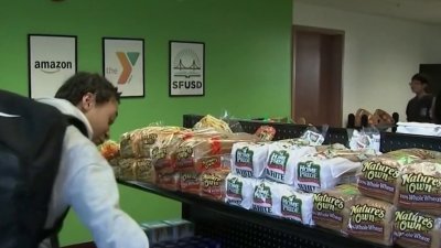 Escuela ofrece tienda de alimentos gratis en San Francisco