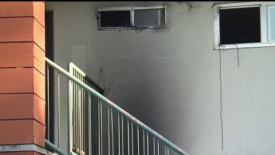 Un hombre y un perro mueren en voraz incendio en San Leandro