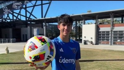 Joven hispano sueña con ser jugador de fútbol profesional con los San Jose Earthquakes