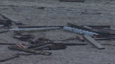 Preocupación ante cantidad de escombros en playas de Santa Cruz