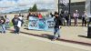 Protestan ante arrestos de ICE de quienes salen en libertad de la cárcel Elmwood en Milpitas