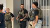 Qué hacer si un agente de ICE te detiene en un aeropuerto
