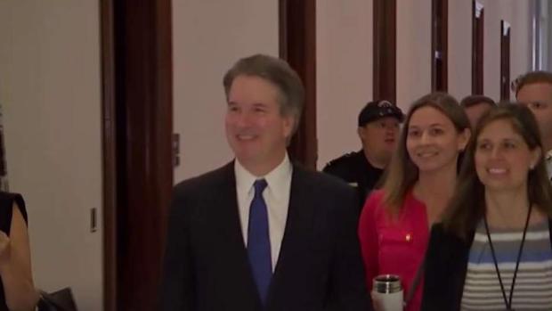 Se suma una tercera denuncia contra Kavanaugh