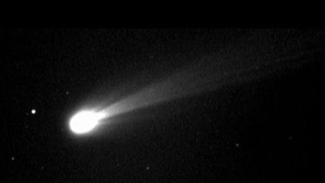 Astrónomos esperan al "cometa del siglo"
