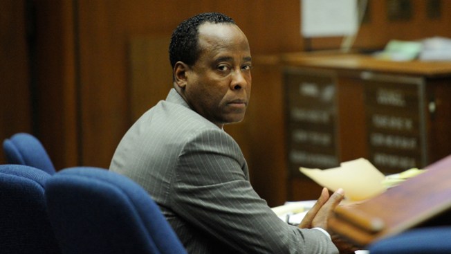 Conrad Murray sale en libertad
