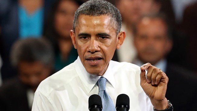 Joven interrumpe discurso de Obama